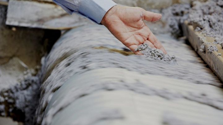 Sludge Dewatering Explained: Methods, Technologies, and Wastewater Treatment Applications