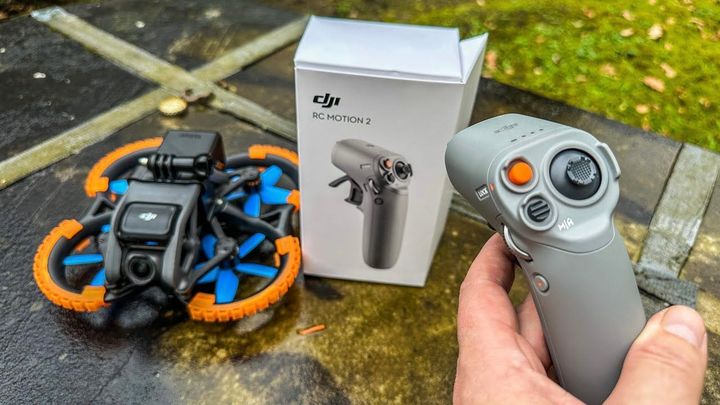 Motion Controllers Explained: Multi Axis, Piezo Stage, and Linear Systems Guide