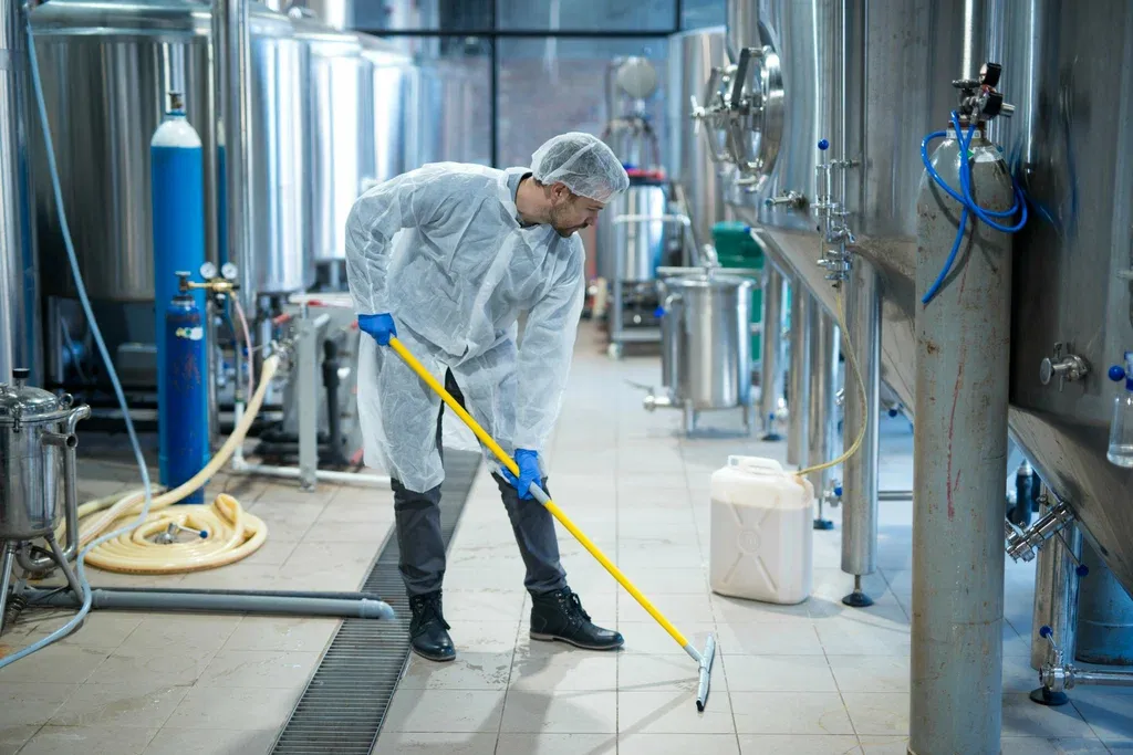 Industrial Cleaning Methods and Service Providers Overview