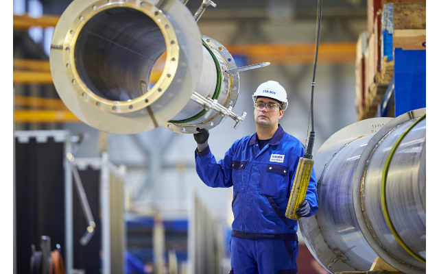 Industrial Extrusion Processes Explained: From Metal Tubes to Plastic Sheets and Prototyping Applications